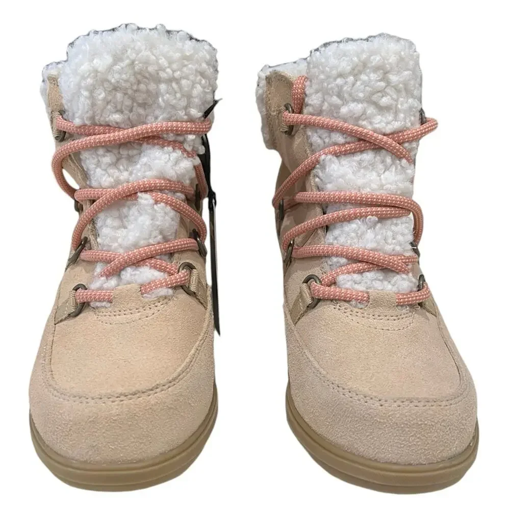 Sorel Evie Cozy Lace Boot